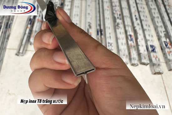 Nẹp inox T8 trắng xước