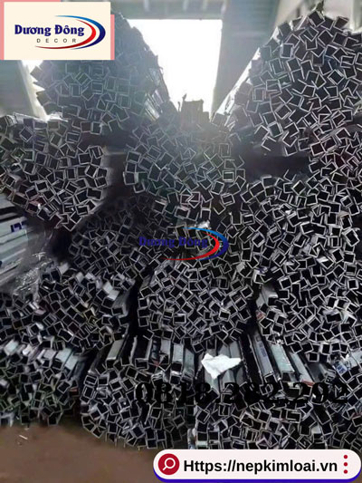 Nẹp inox U10 giá rẻ sẵn hàng số lượng lớn giao ngay